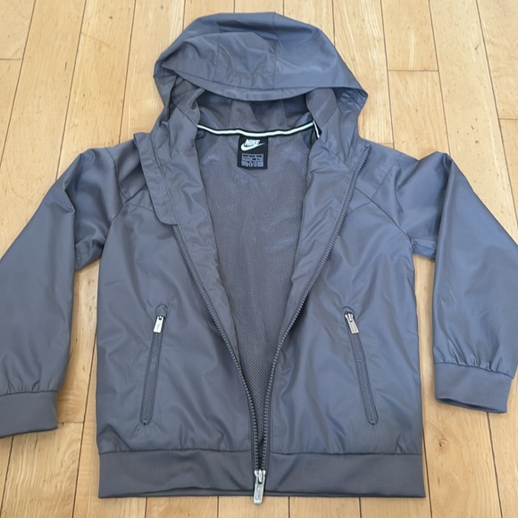 Nike windbreaker jacket in size 7 - Picture 4 of 5